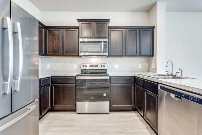 Foto del edificio - 3537 Brentwood Dr