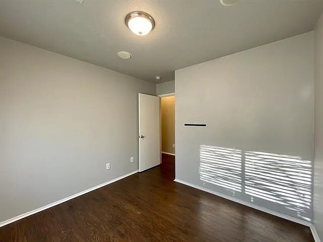 Foto del edificio - 1000 Campbell Dr