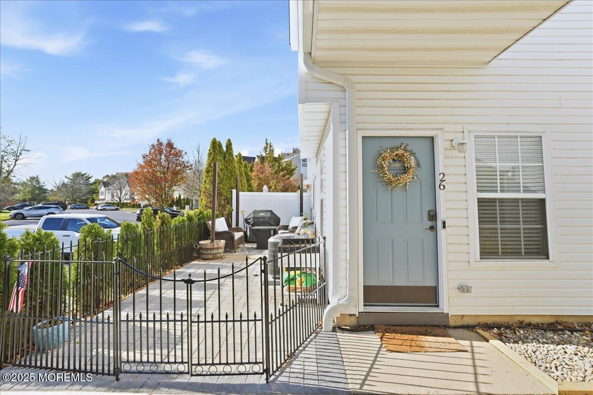 Foto principal - 26 Dover Ct