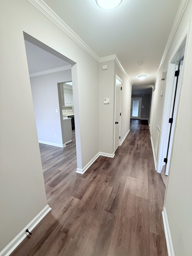 Foto del edificio - 1306 Leaside Ln