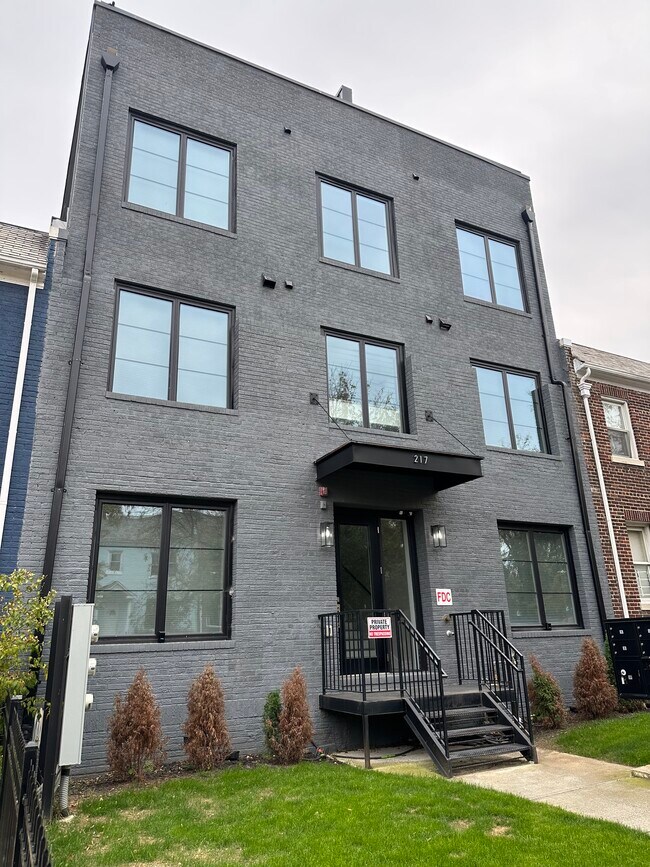 Foto del edificio - 217 20th St NE