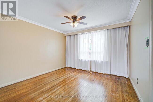 Building Photo - 296 Boisdale Ave