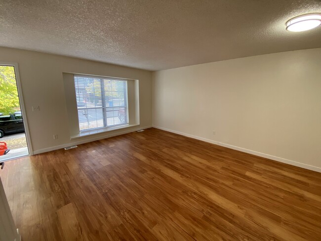 Foto del edificio - 18159 E Asbury Dr