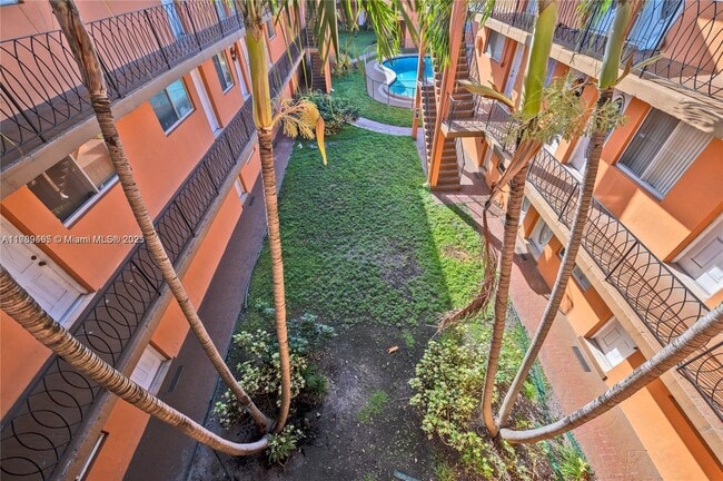 Foto del edificio - 2330 NW 11th St