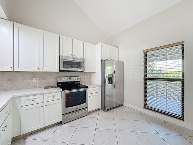 Building Photo - 9278 Ketay Cir