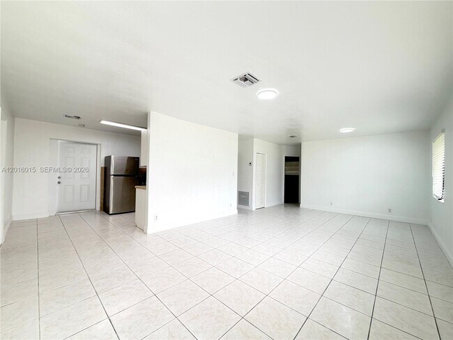 Foto del edificio - 1740 SW 47th Ave