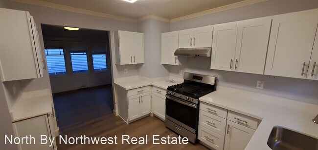 Foto del edificio - 3 br, 2 bath House - 6807 Weedin Pl NE