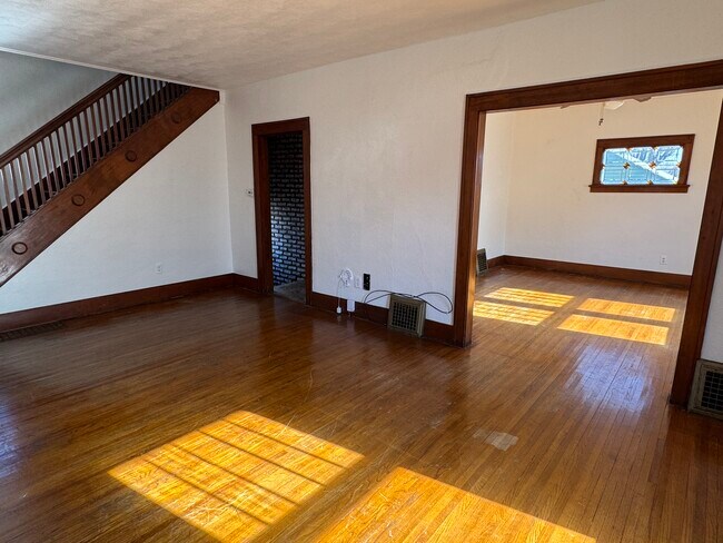 Foto del edificio - 2207 Wilkes Ave