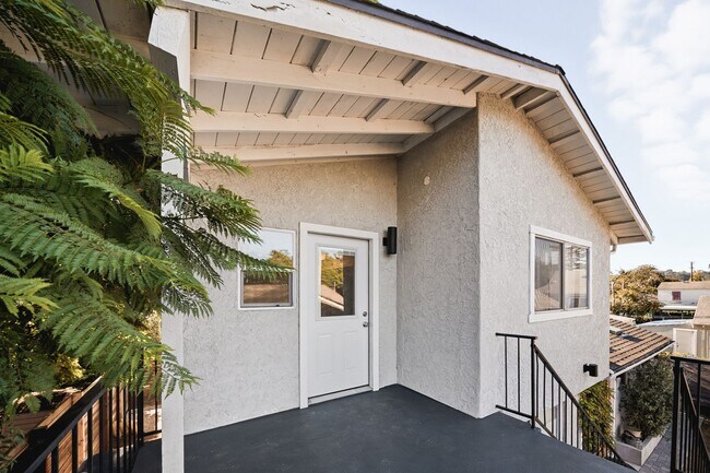 Foto del edificio - 611 W Mission St