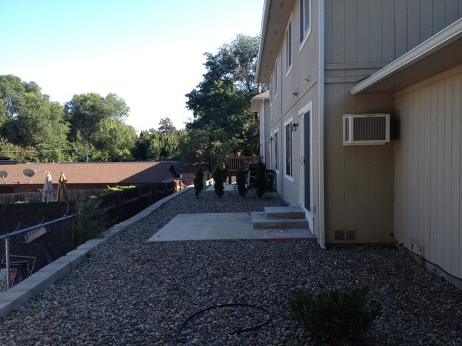 Back Patio - 1315 S 18th Ave