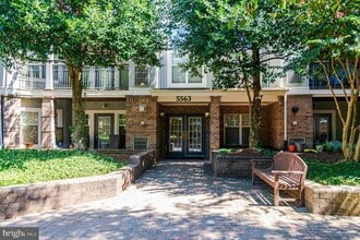Building Photo - 5563 Seminary Rd