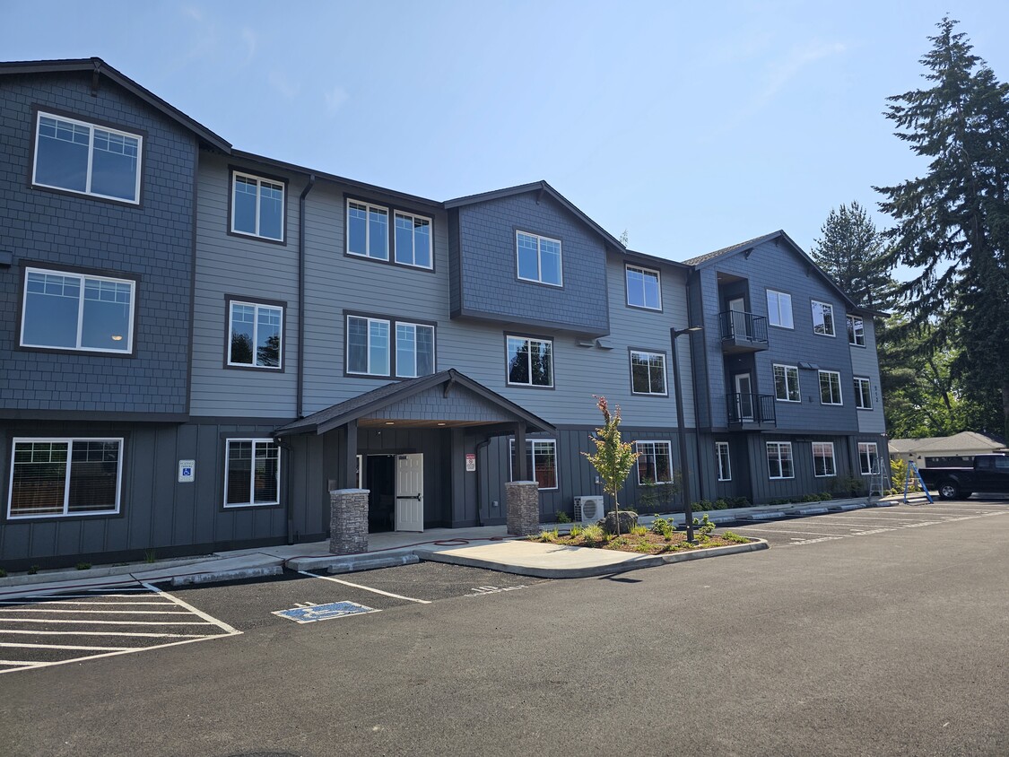 Hearthstone Place Apartments in Olympia, WA