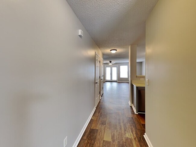 Foto del edificio - 50 Crestfield Cir