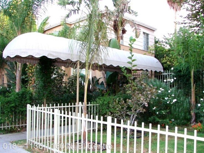 Foto del edificio - 1136-1160 N El Centro Ave