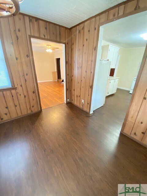 Building Photo - 107 Evora St