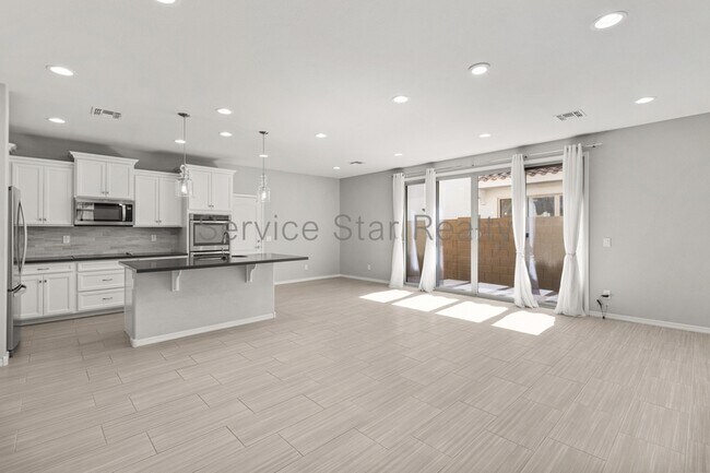 Foto del edificio - 17233 N 9th Pl