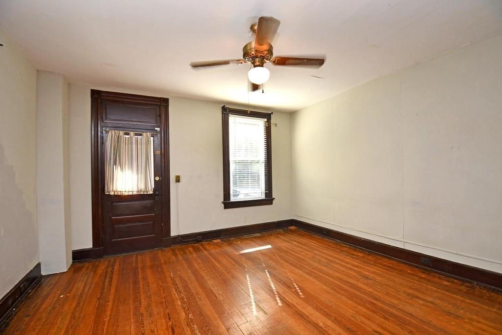 Living Room looking back at front door. - 506 Tafel St (Cincinnati, OH)