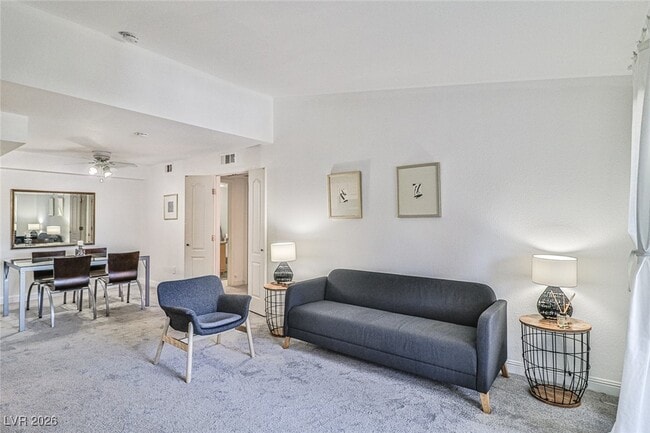 Foto del edificio - 5055 W Hacienda Ave