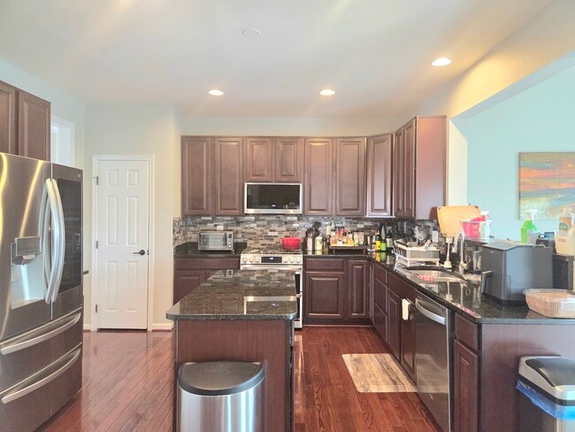 Building Photo - 3451 Sun Up Way