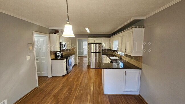 Foto del edificio - 4858 Glenwhite Dr