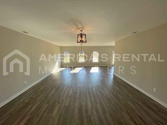 Foto del edificio - Home for Rent in Jasper, AL!!!  Available ...