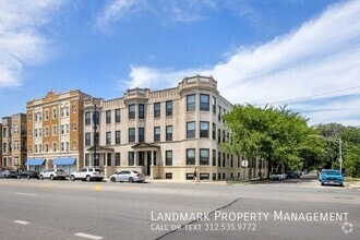 Building Photo - 3036 W North Ave