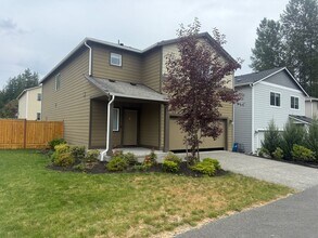 Building Photo - 32501 133rd Pl SE