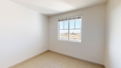 Interior Photo - Beach & Ocean