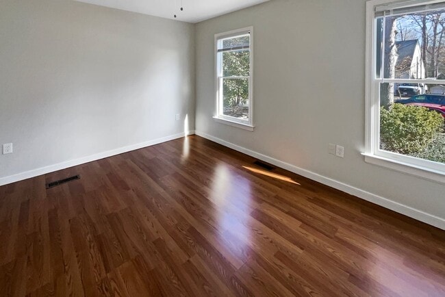 Building Photo - 5614 Chatmoss Rd