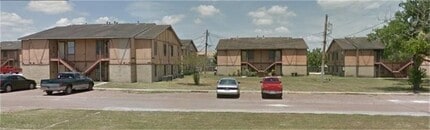 Building Photo - 2200 N Adams St