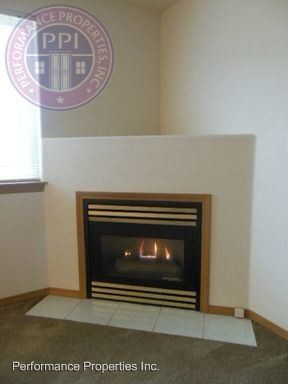 Foto del edificio - 2592-2592 NE Amber Ave
