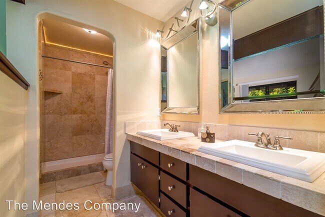 Building Photo - 2 br, 2 bath House - 2710 Ariane Drive #3