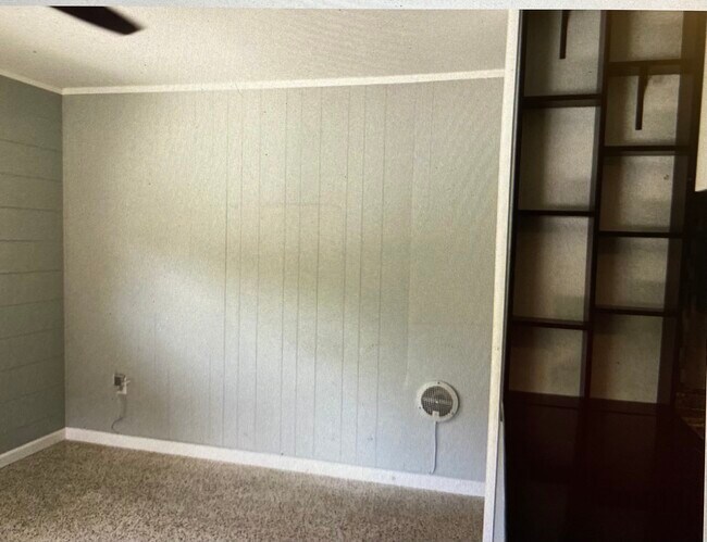 Living Area - 505 Barcelona Avenue