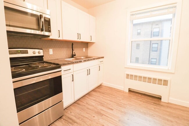 Building Photo - 1823 Griswold Dr