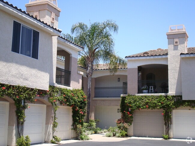 Building Photo - Aventine at Aliso Viejo