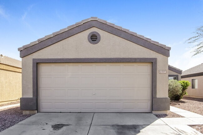 Building Photo - 12337 W Rosewood Dr