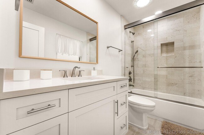 Foto del edificio - 1070 Marble Way