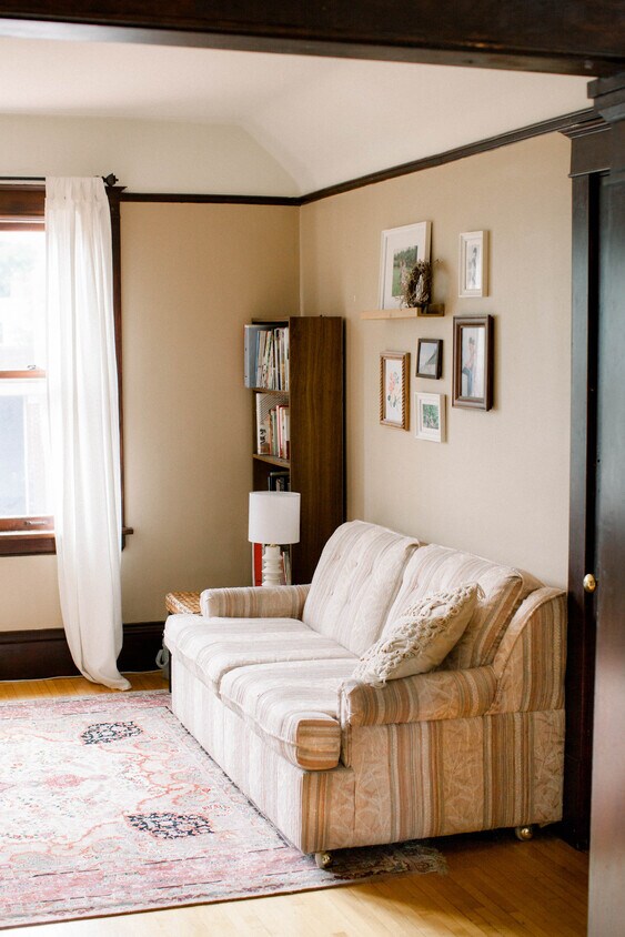 Family Room - 3536 S 5th St