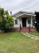 Building Photo - 117 N Alta Vista Ave