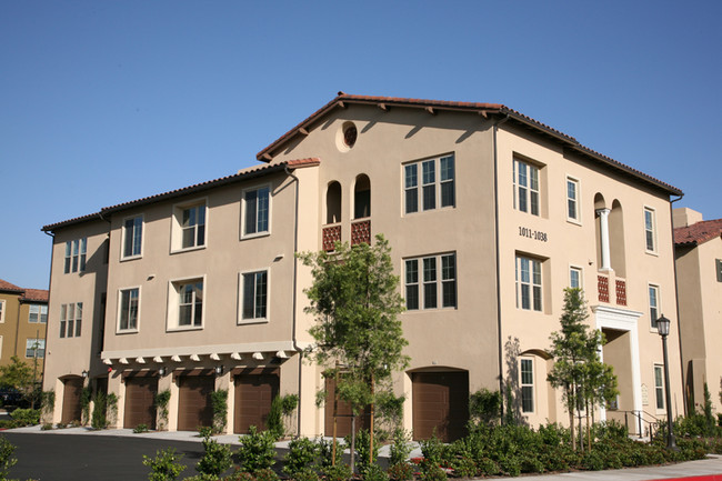 Building Photo - Orchard Hills Apartment Homes