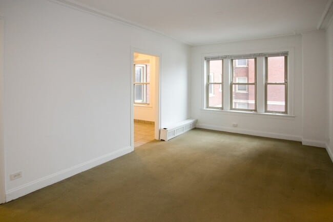 Interior Photo - East Park Tower