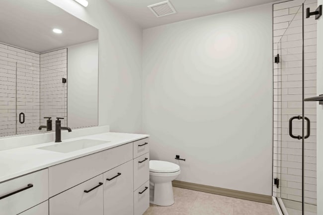 Photo - 2150 N Elston Ave Apartment