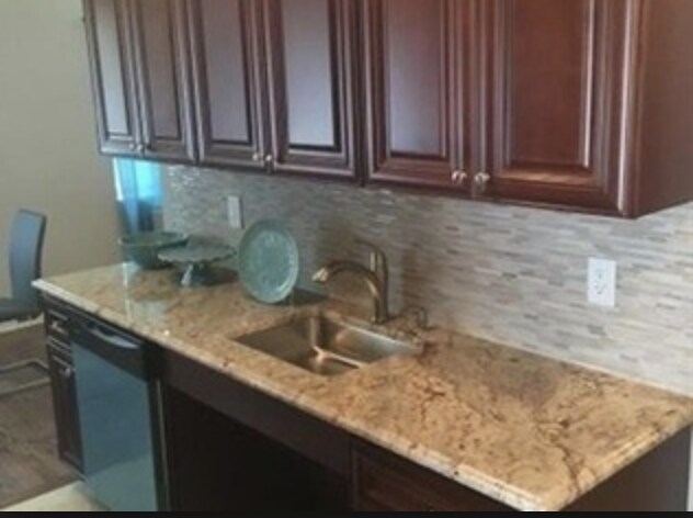 Foto del edificio - 849 Rockland Ave