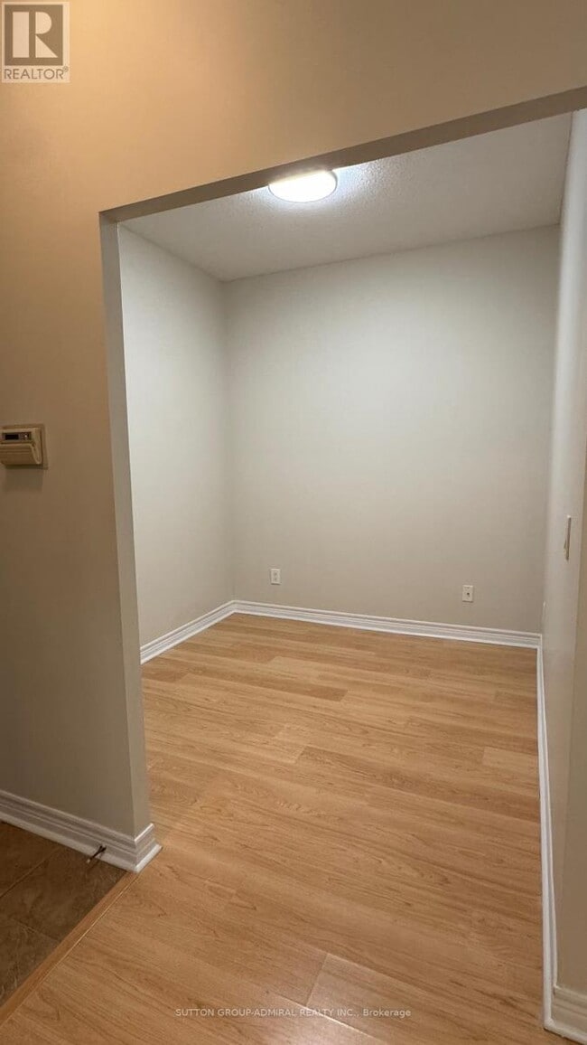 Photo du bâtiment - 15 N Park Rd