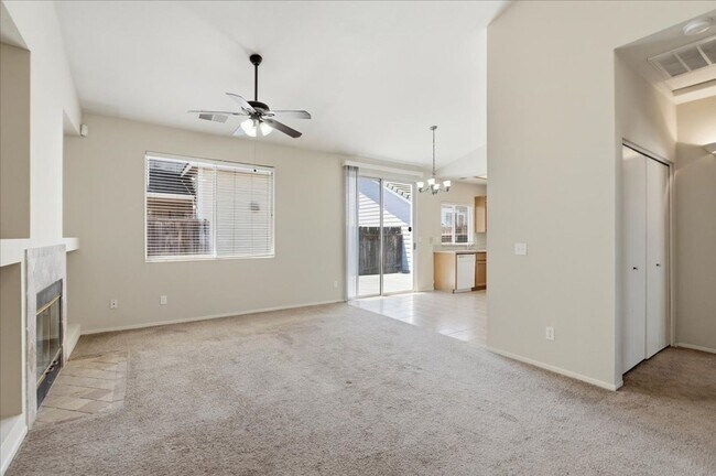Foto del edificio - 9386 Laguna Pointe Way