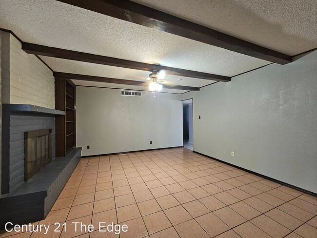 Building Photo - 4 br, 2 bath House - 11348 Tom Ulozas