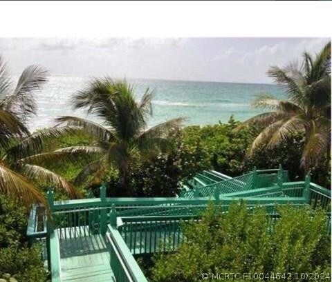 Foto del edificio - 5401 Collins Ave