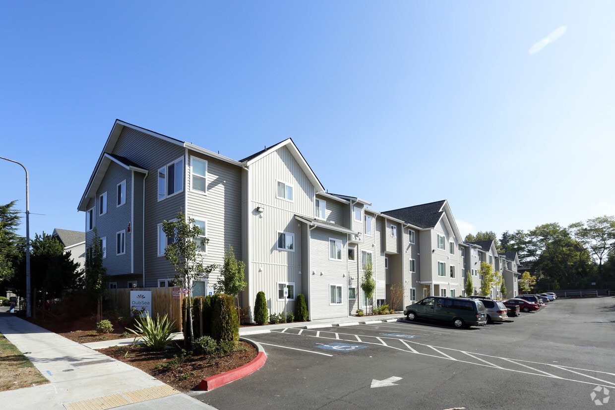 Primary Photo - DubSea Apartments