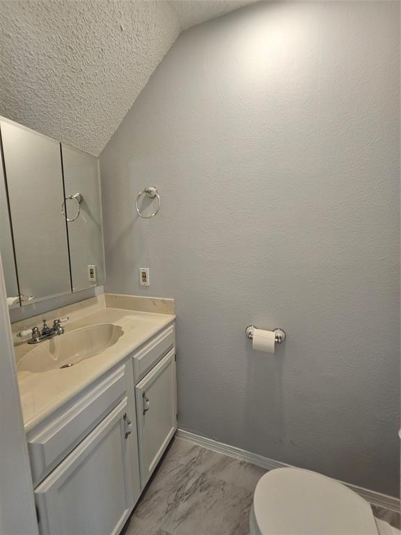 Building Photo - 3005 Whisper Oaks Ln