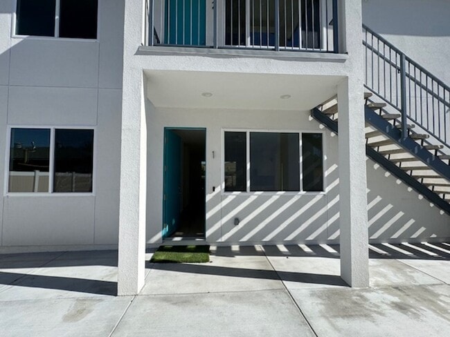 Building Photo - 6170 Briercrest Ave